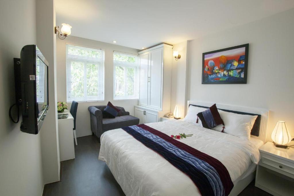 Hanoi Mai Charming Hotel & Travel Bagian luar foto