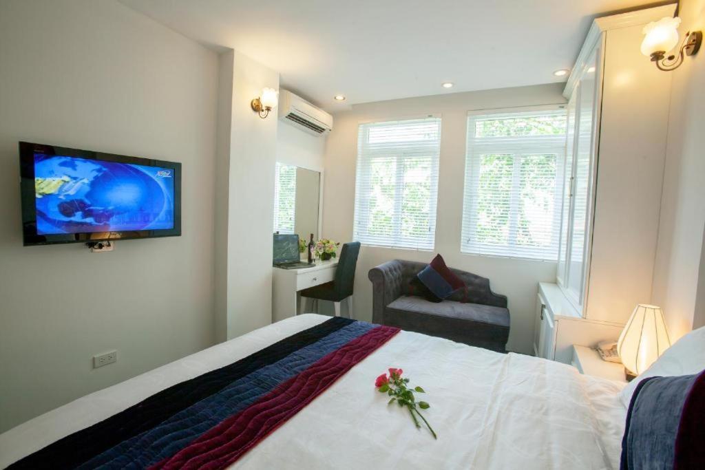 Hanoi Mai Charming Hotel & Travel Bagian luar foto