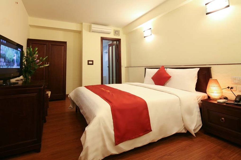Hanoi Mai Charming Hotel & Travel Bagian luar foto